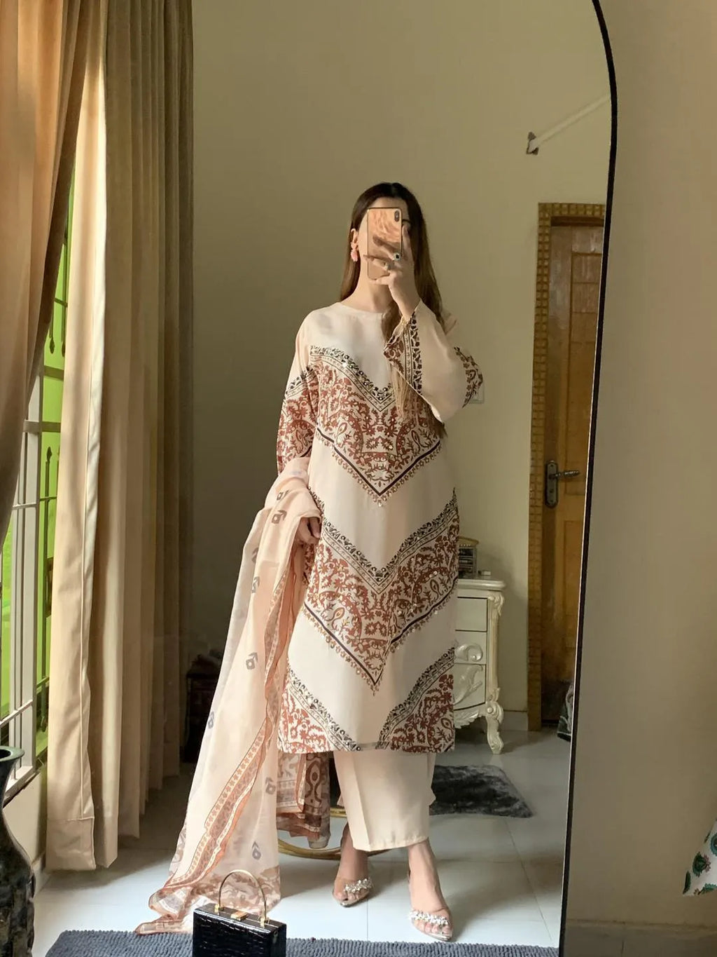 3 Pcs Women's Stitched Arabic Lawn Printed Suit (Karishma)