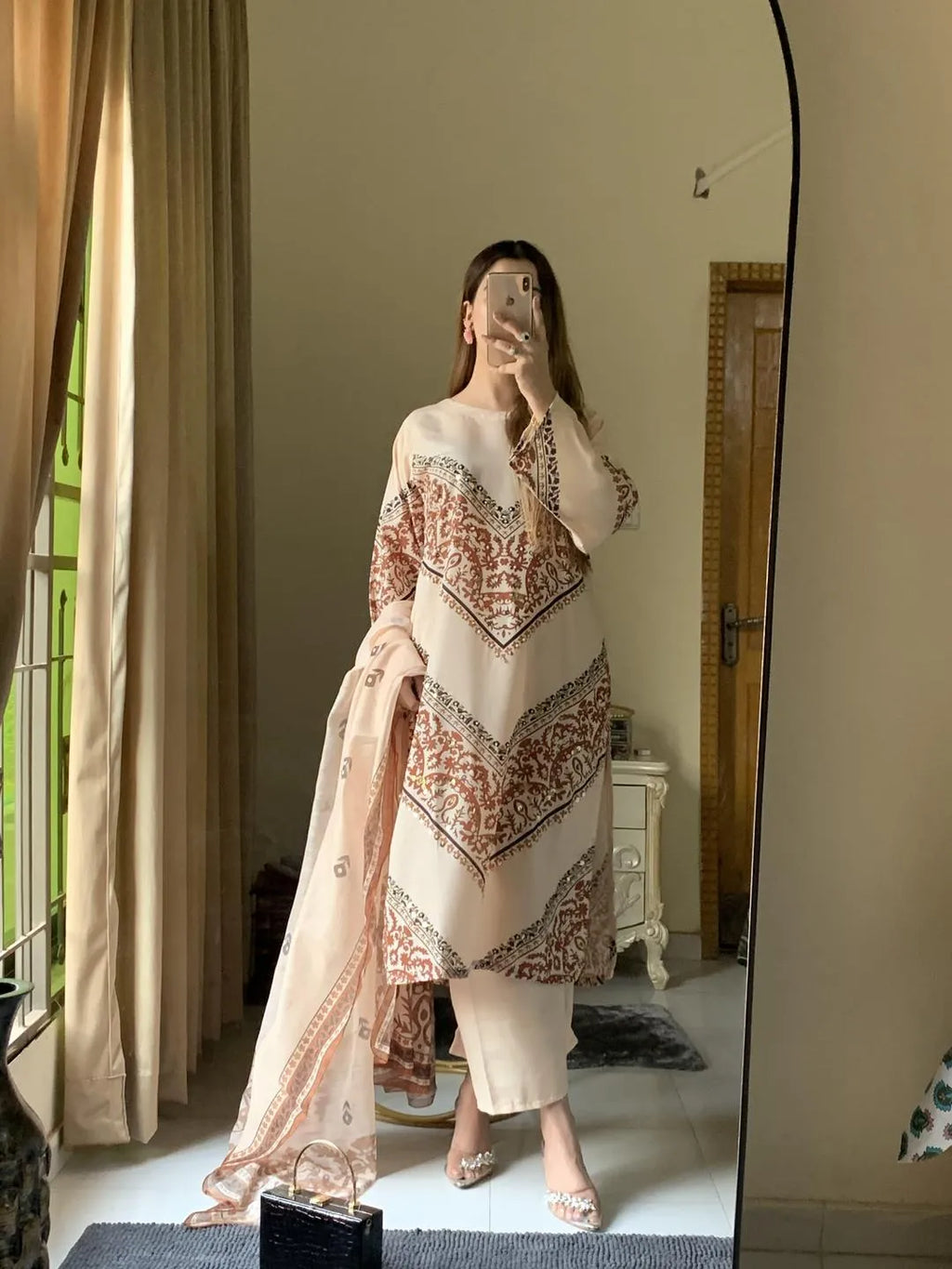 3 Pcs Women's Stitched Arabic Lawn Printed Suit (Karishma)