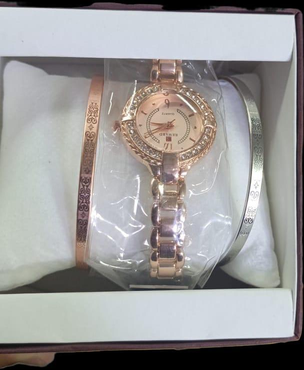 Women's Rose Gold Quartz Watch with Bracelet