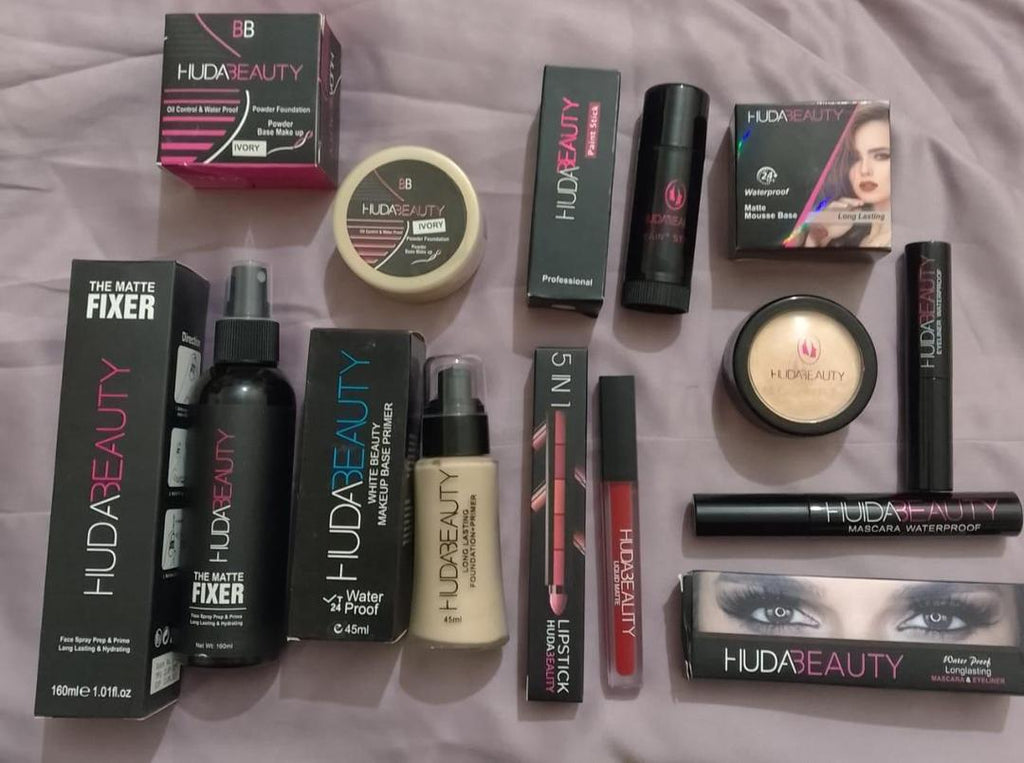 9 in 1 Professional Makeup Essentials Deal